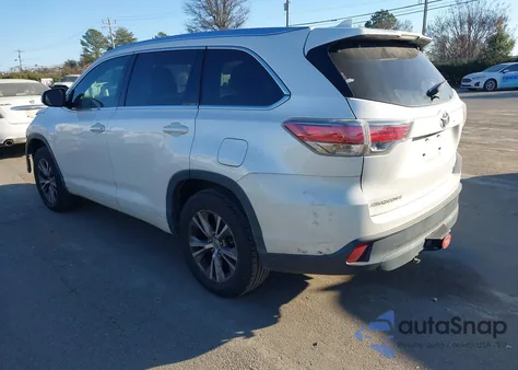 2015 Toyota Highlander Xle V6 из США, поврежденный, VIN 5TDKKRFHXFS111231